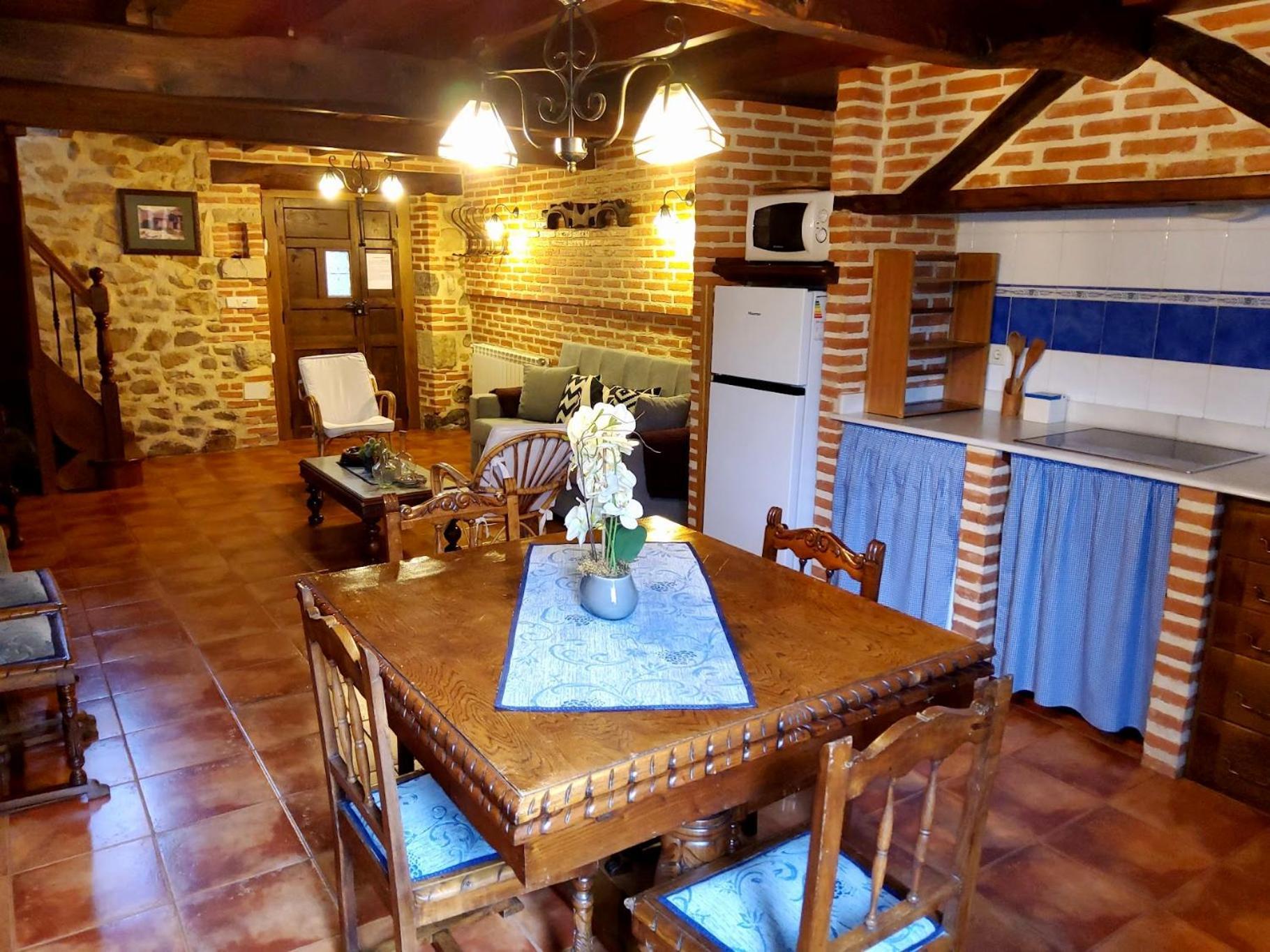 Apartamentos Rurales La Tabla Alles Exterior photo